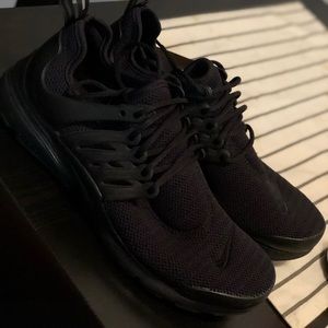 Women’s Size 8 Nike Prestos. 
$80